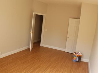 577 E 184th St, Bronx, NY 10458