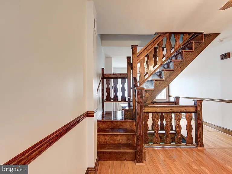2250 Ritter St — Photo 11