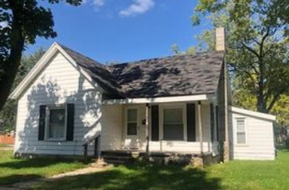 110 W John St
