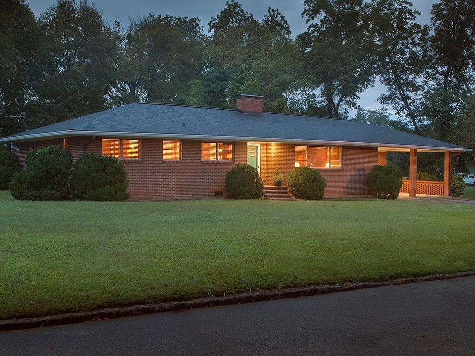 1st image of 437 Pine St