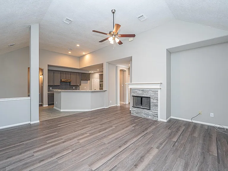 406 N Marathon Way — Photo 17
