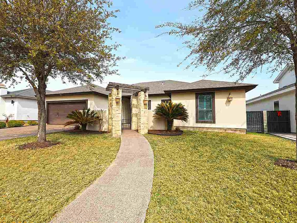 1st image of 192 Lake Carnegie Ct