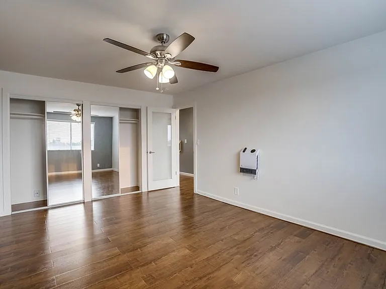 Secure and Convenient Multi-Unit Asset in Central Inglewood — Photo 17