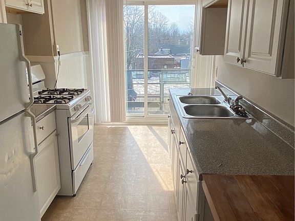 4th image of 338 Bryant St #7