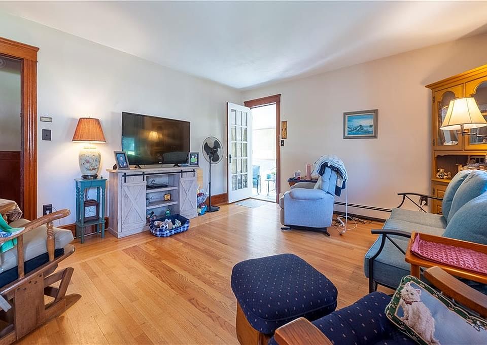 233 Victory Hwy, North Smithfield, RI 02896 Zillow