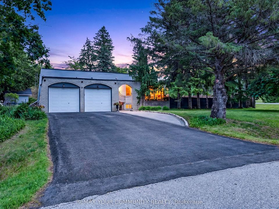 1st image of 44 Pineridge Dr