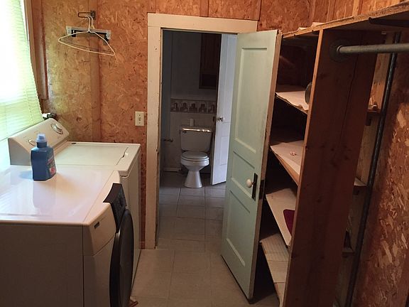 Laundry room and closet