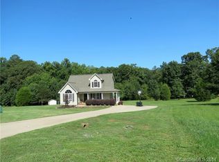1350 Pell Dr, Lincolnton, NC 28092