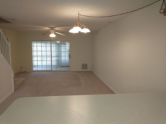 5th image of 38174 Beachwood Ct #21