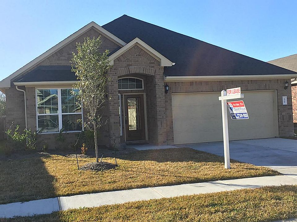 1st image of 1327 S Maple Dr