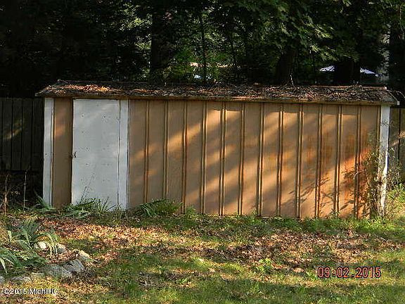 4th image of 216 Robinwood Dr