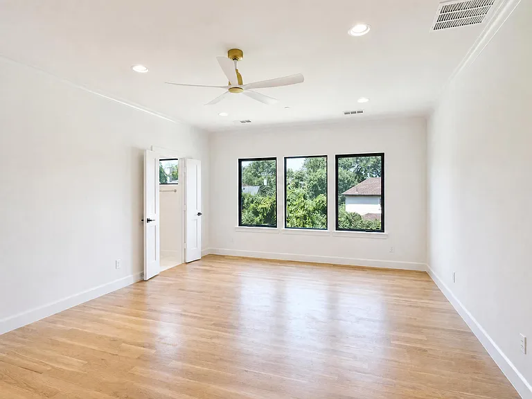 3511 Westminster Ave — Photo 8