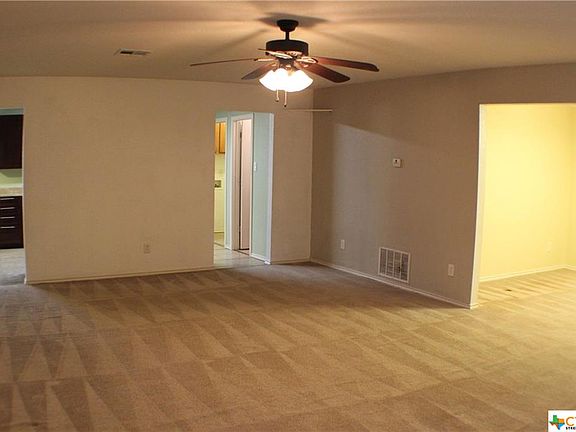3rd image of 3602 Lakecrest Dr
