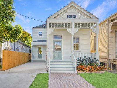 6112 Laurel St, New Orleans, LA, 70118