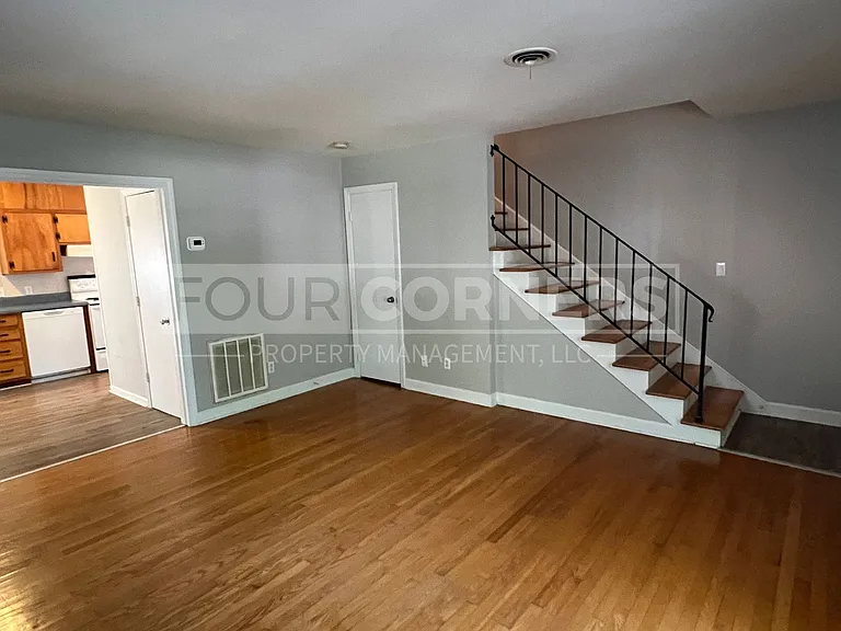1019 Cypress Drive — Photo 3