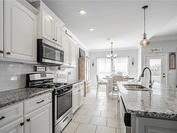 4th image of 209 Saint Gerard Ave
