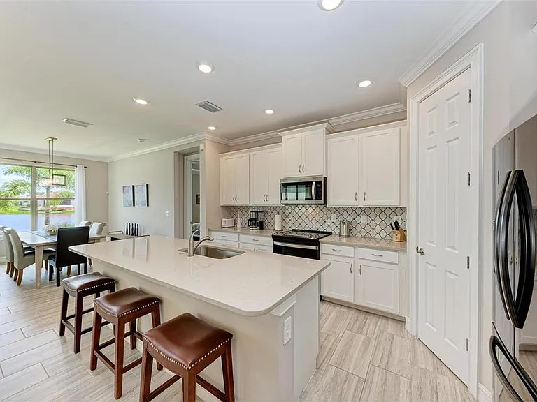 244 Villoresi Blvd — Photo 11