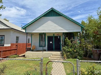 922 Kentucky St, Bakersfield, CA, 93305