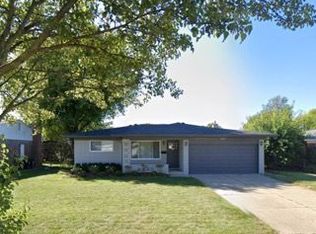33101 Twickingham Dr, Sterling Heights, MI 48310
