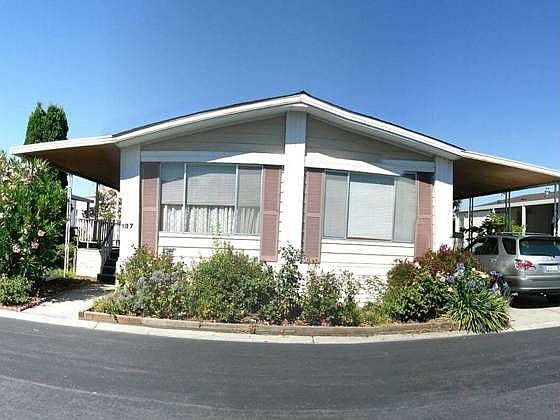 1st image of 187 Chateau La Salle Dr #187