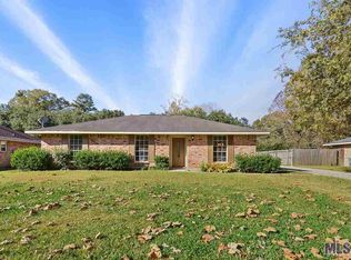1539 Brookfield Dr, Denham Springs, LA 70726