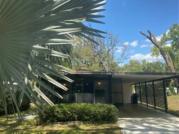 38041 Avion Dr, Zephyrhills, FL 33542