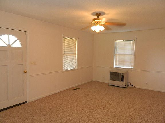 2nd image of 320 Red Hill Rd