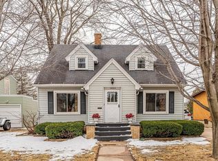 1423 W College Ave, Appleton, WI 54914