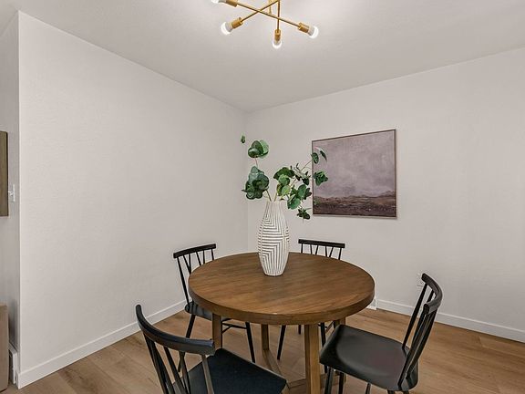 5th image of 1317 Ida Ct