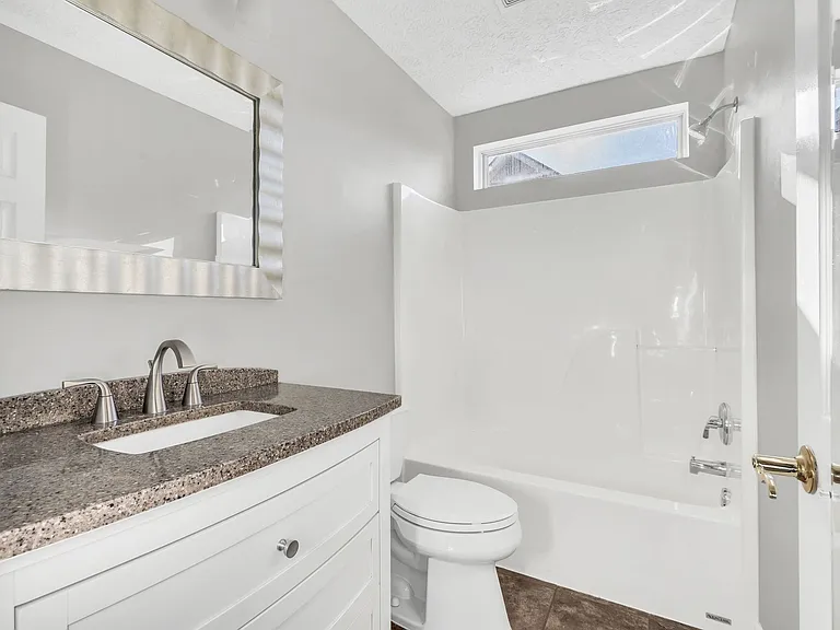 121 Deer Ridge Ln — Photo 44