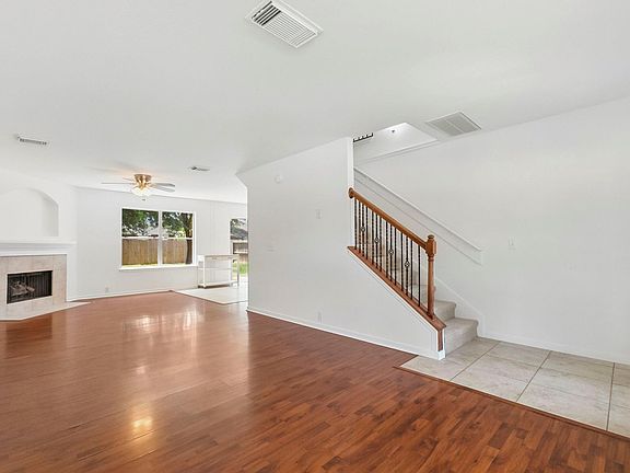 5th image of 11907 Ezekiel Dr