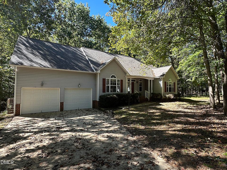 1st image of 142 Bradford Cir