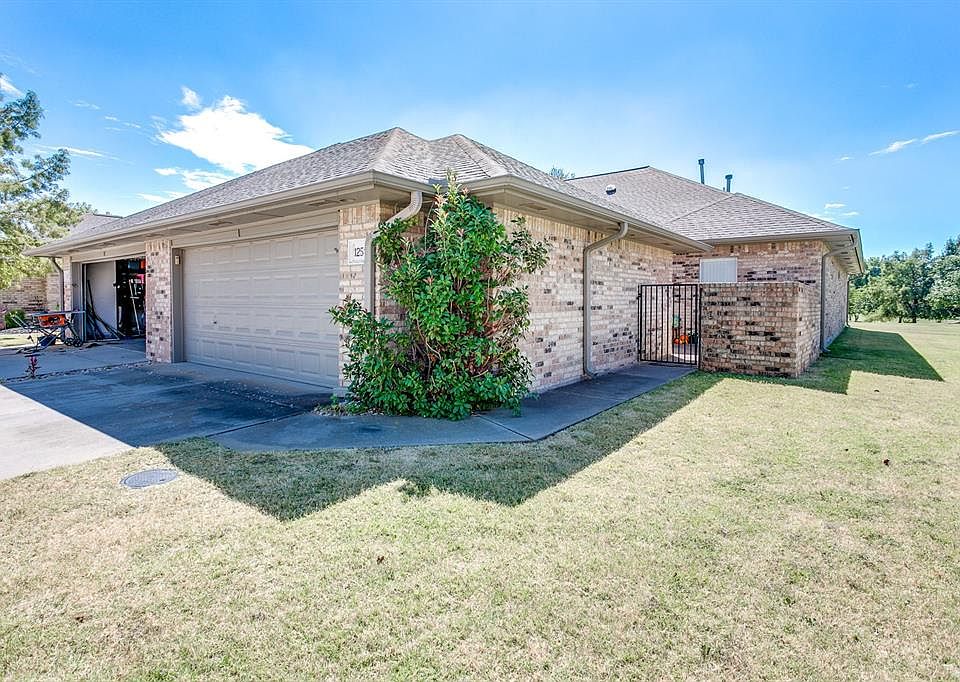 1st image of 12519 Greenlea Chase W