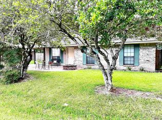 29803 Magnolia Dr, Walker, LA 70785