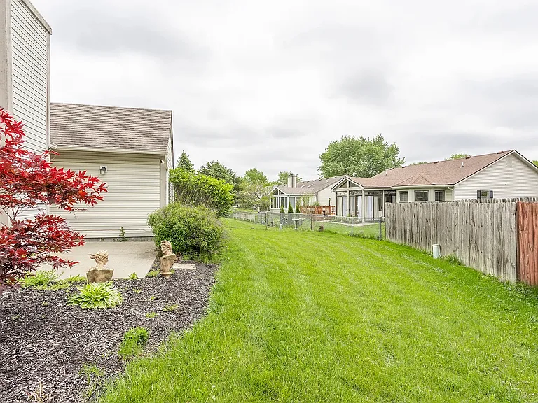 1911 Maple Park Dr — Photo 25