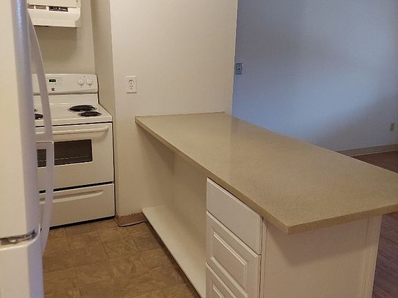 5th image of 9100 NE 15th Ave APT 2