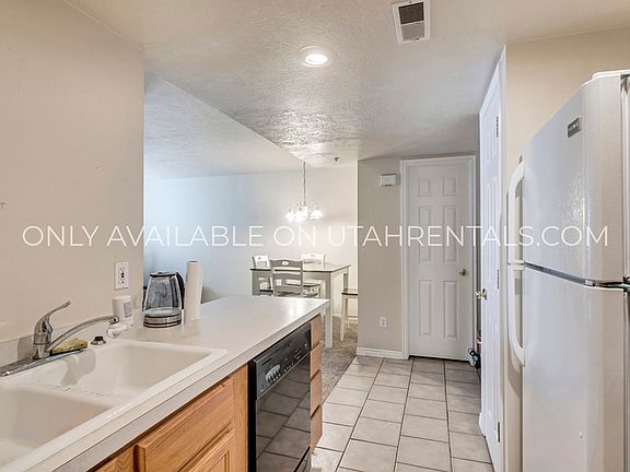 5th image of 112 W Cougar Blvd #307-U