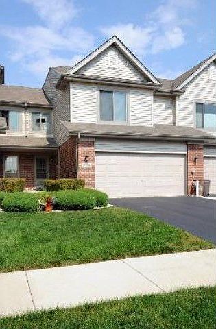 1st image of 8236 W Auburn Ln