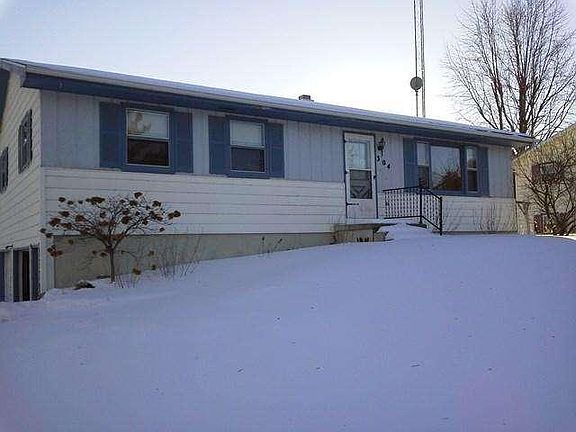 2nd image of 304 Downie Dr