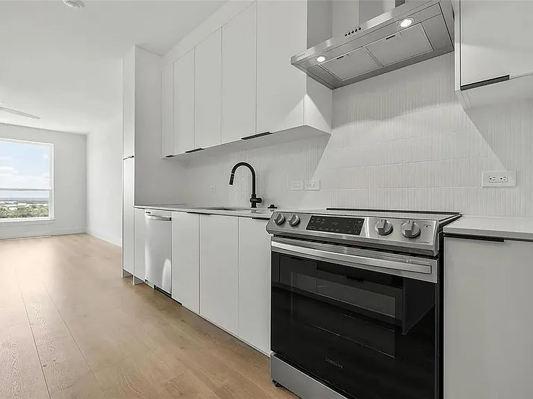 1701 Simond Ave #642 — Photo 14