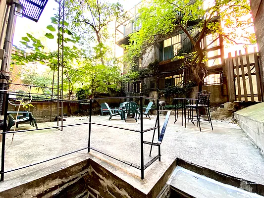 Rented by City & Suburban | media 18