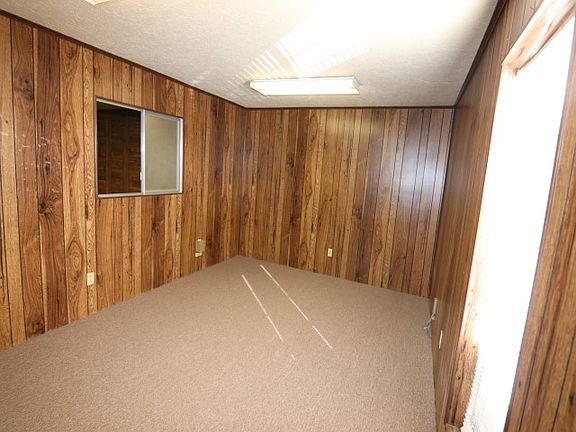 4th image of 440 N 18th St Ste 4