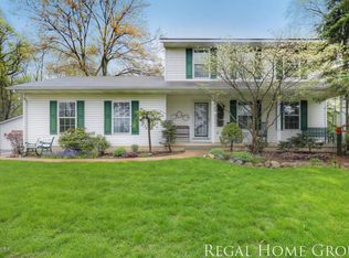 740 8th Ave SW, Byron Center, MI 49315