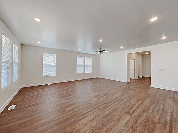 4th image of 6061 W Arranmore Dr