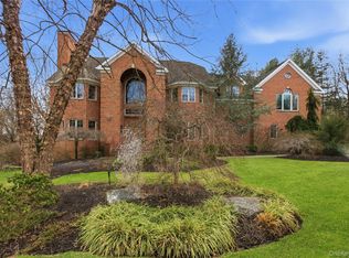 199 Hirst Rd, Briarcliff Manor, NY 10510