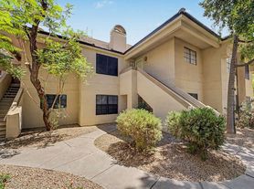 6885 E Cochise Rd