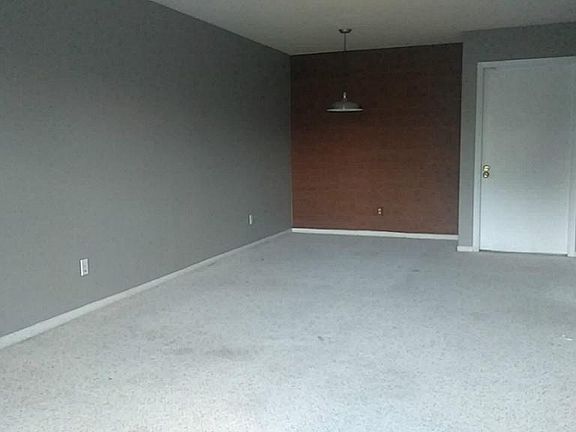 4th image of 8435 Hearth Dr