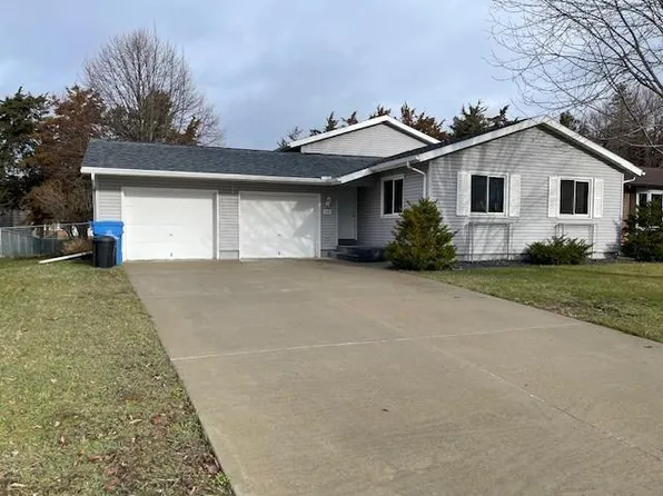 745 52nd Ave, Winona, MN 55987