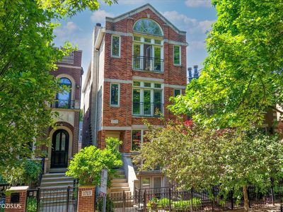 1717 W Nelson St #2, Chicago, IL, 60657
