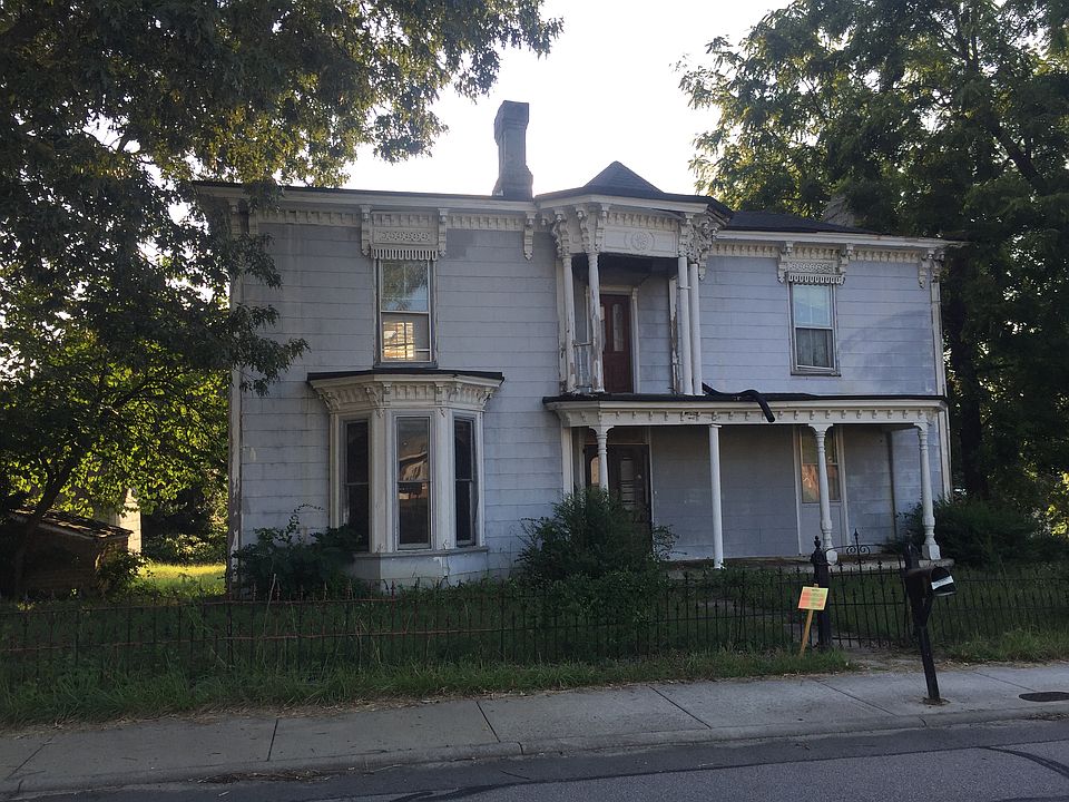 1st image of 120 S Washington Ave